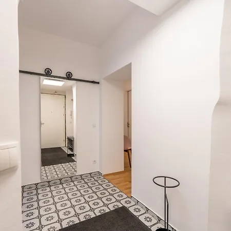 Lägenhet Premium In Altstadtnaehe Graz