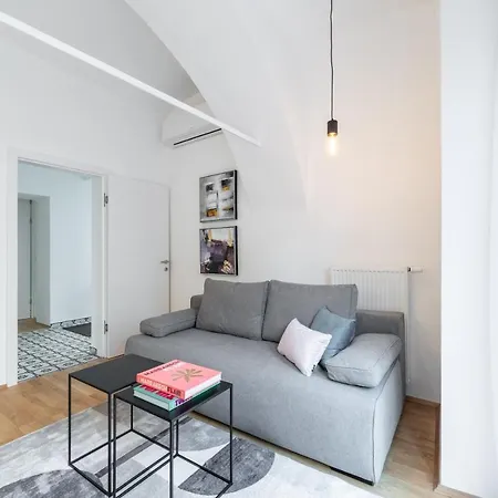 Premium In Altstadtnaehe Apartment *